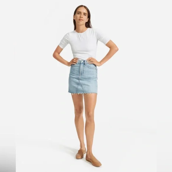 Everlane Denim Mini Skirt Distressed Light wash women’s size 29. EUC - Picture 1 of 10